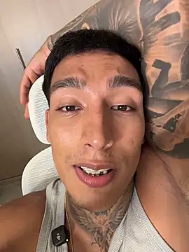 دردشة sendfer الجنسية المباشرة