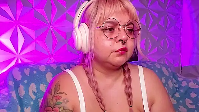 Sembang XXX Secara Langsung Satyn_doll