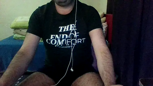 st206boy Show in webcam