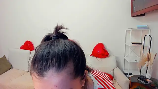 XXX chat uživo modela ShanaYock