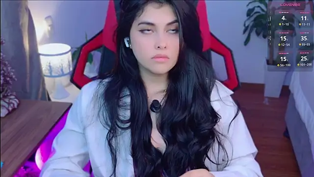 Nannicutee 现场XXX聊天