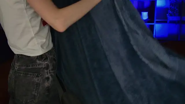 Онлайн чат XXX KiraMontoya