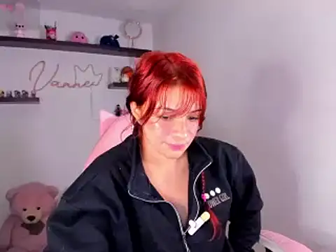 Vannessa__Shy's Live XXX Chat