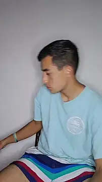 Thick_Cock élő XXX-chatje