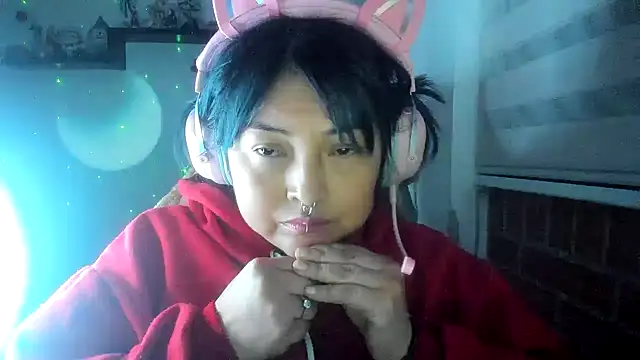 Czat XXX na żywo – Shaddycute_