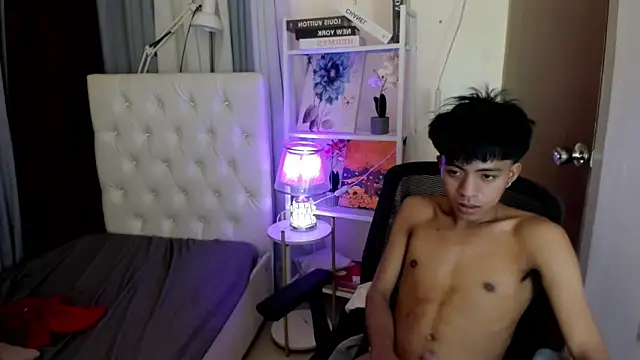 davincihugecock élő XXX-chatje