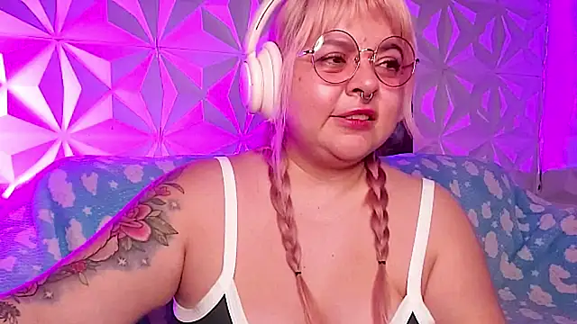 Satyn_doll 라이브 XXX 채팅