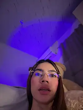 Eveliin_ruiz élő XXX-chatje