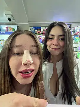 roouse Chat XXX live