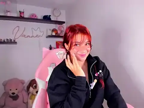 Vannessa__Shy Chat XXX in diretta