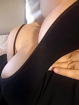 MORYBANIKA Adlı Modelin Web Kamerası Şovu