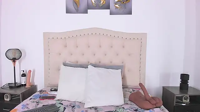 bustyluciana_____ Adlı Modelin Web Kamerası Şovu