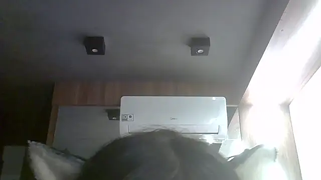 Show modela SkinnyKitten na web-kameri