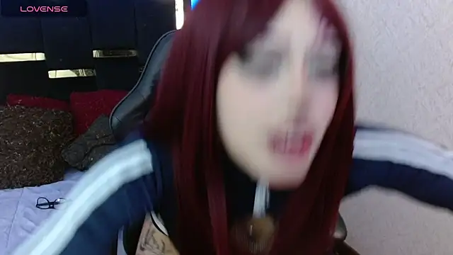 Bunny_O élő XXX-chatje