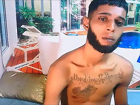 CharmingIndian1's Live XXX Chat