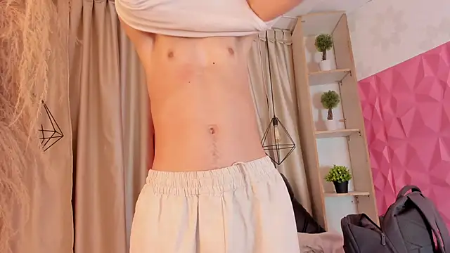 youn_rider Webcam Show