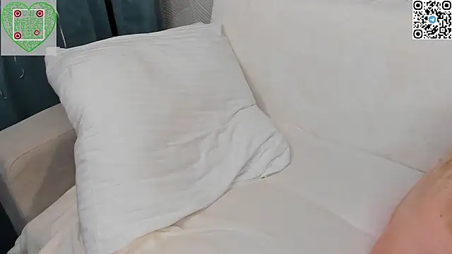 Pertunjukan Kamera Web CherrylHolme