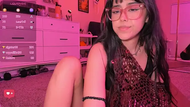 Evie-Luna 现场XXX聊天