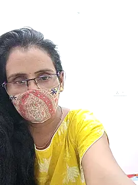 sanjana077's Webcam Show