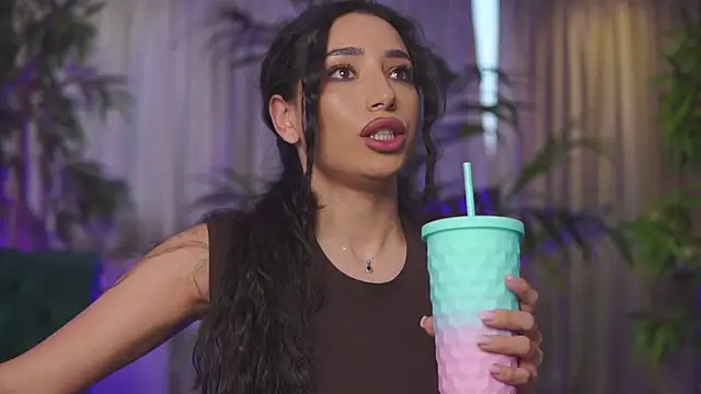 GinaValentinna – Live XXX-chat