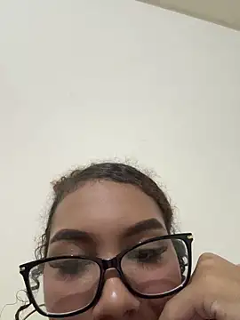 Pokazy przed kamerką – luciagray1