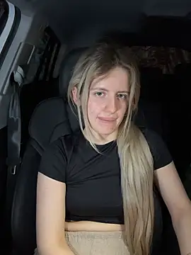 Chatroom XXX en direct de Holly-Glamour