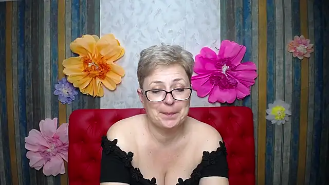 EmiliaGree Pertunjukan Webcam