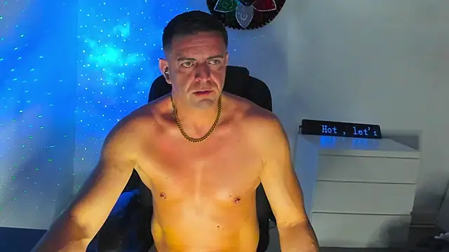 XXX chat uživo modela petr37pol