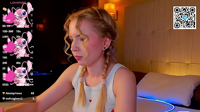 Linda__Bloom 现场XXX聊天