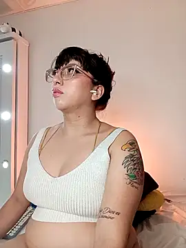 Piafisher_2 Live XXX-chat