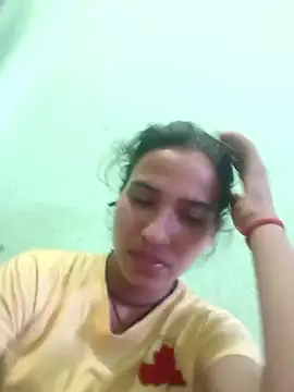 عرض كام Priya7579