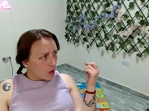 kittykalor09 Live XXX Chat