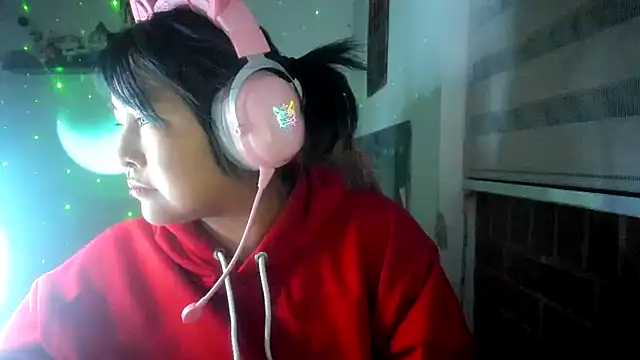 Shaddycute_のライブXXXチャット