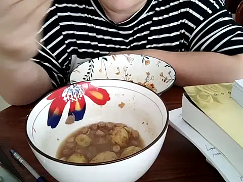 دردشة AngelwithEcup الجنسية المباشرة