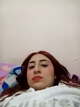 EsmeraldaNaim's Webcam Show