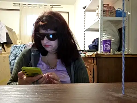 Samantha_Squirt@xh 现场XXX聊天