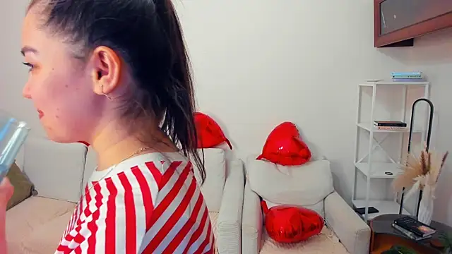 عرض كام ShanaYock