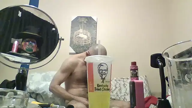 hailzeffn: онлайн-секс-чат