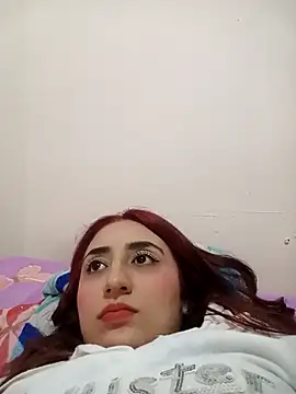 Pertunjukan Kamera Web EsmeraldaNaim