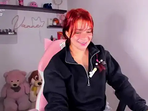 دردشة Vannessa__Shy الجنسية المباشرة