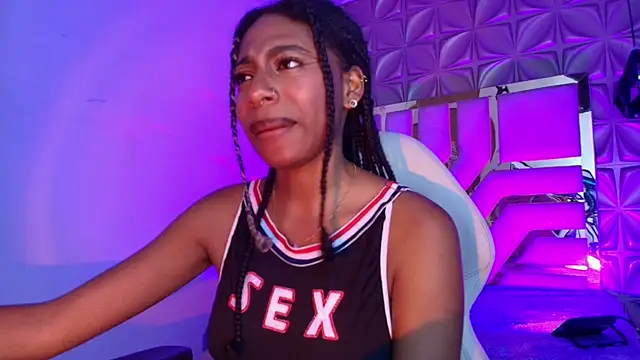 Queen_perla_のライブXXXチャット