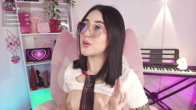 justonecuteのライブXXXチャット