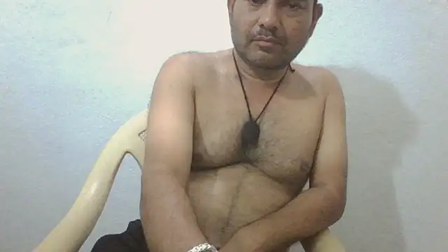 دردشة KUMA_500 الجنسية المباشرة