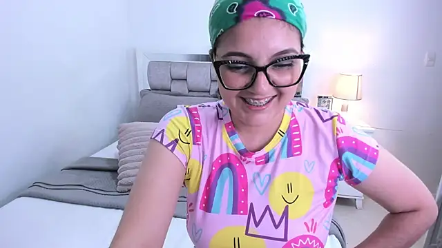 Camilaa_bueno Chat XXX in diretta