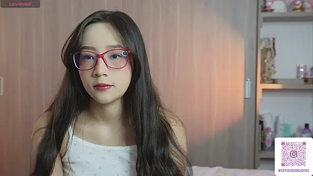 sophi_lii Adlı Modelin Canlı XXX Sohbeti