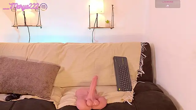 Maryybellax Adlı Modelin Canlı XXX Sohbeti