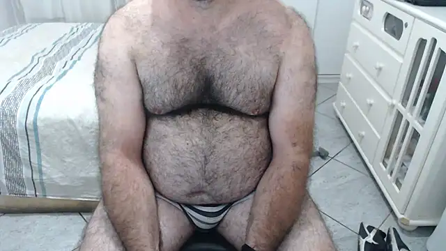 MysterBearMGのライブXXXチャット