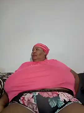 nancy111: онлайн-секс-чат