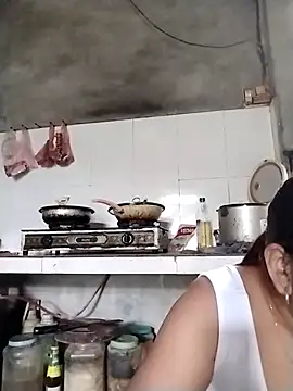 Moubie1 Chat XXX live