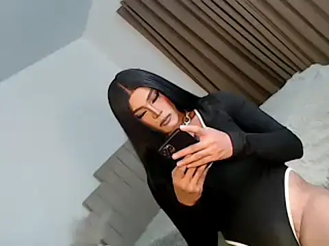 Mia_holtxxx 在線直播表演